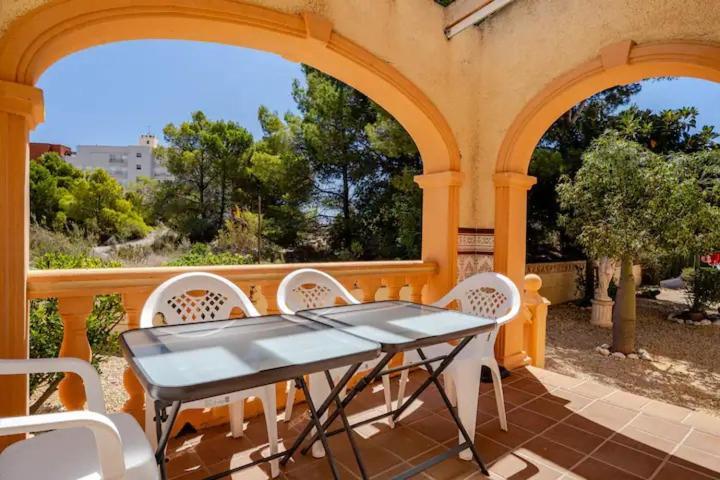 Bungalows Canada Alquileres Vacacionales Calp Dış mekan fotoğraf
