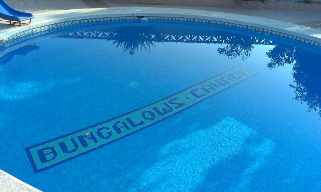Bungalows Canada Alquileres Vacacionales Calp Dış mekan fotoğraf